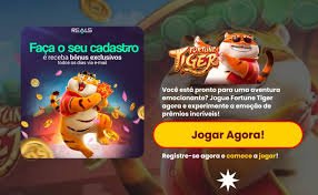 Người dùng Việt Nam trải nghiệm game và thể thao trực tuyến qua điện thoại